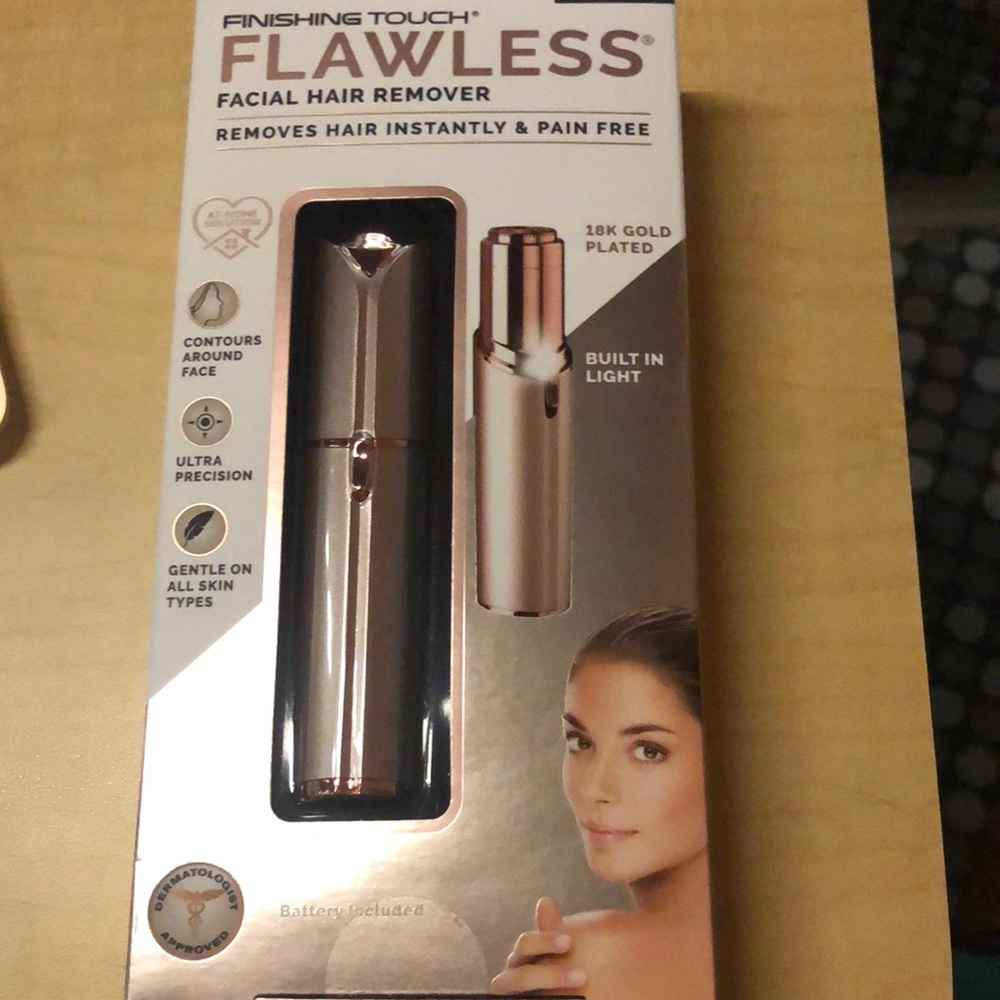 Brand new! Finishing Touch FLAWLESS facial hair remover gold plated